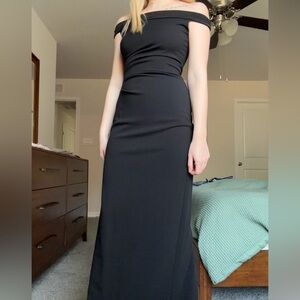 Elegant Black Evening Gown